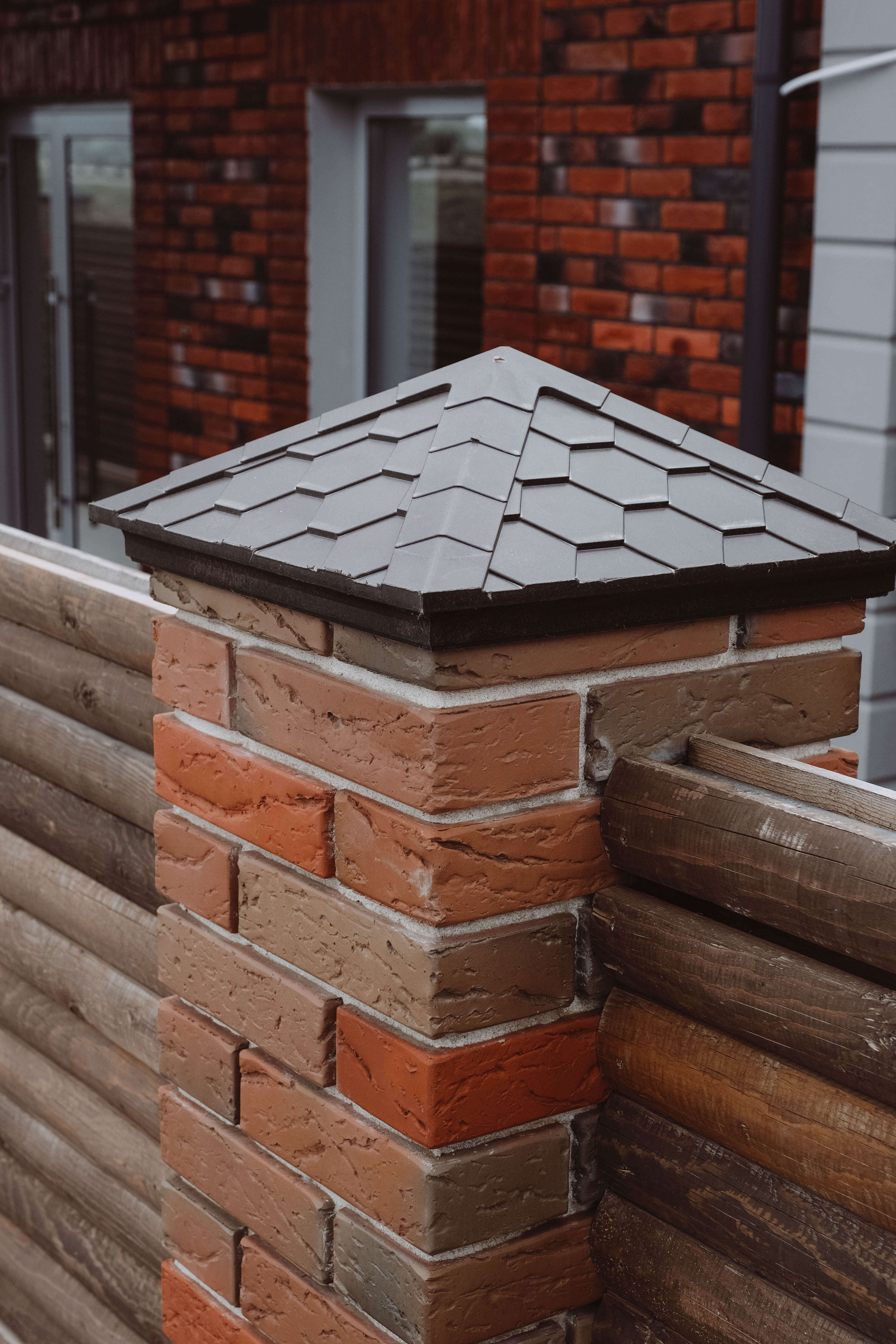 Колпак Zking Эверест Коричневый на столб 1.5х1.5 кирпича (390х390мм) в Донецке фото